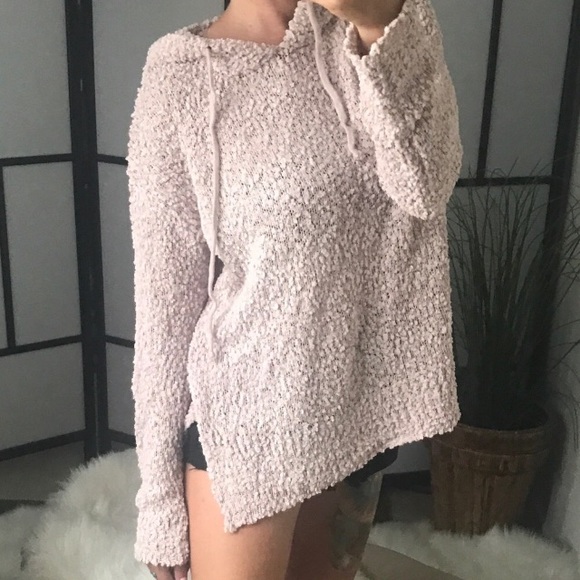 Listicle | Sweaters | Popcorn Pullover 